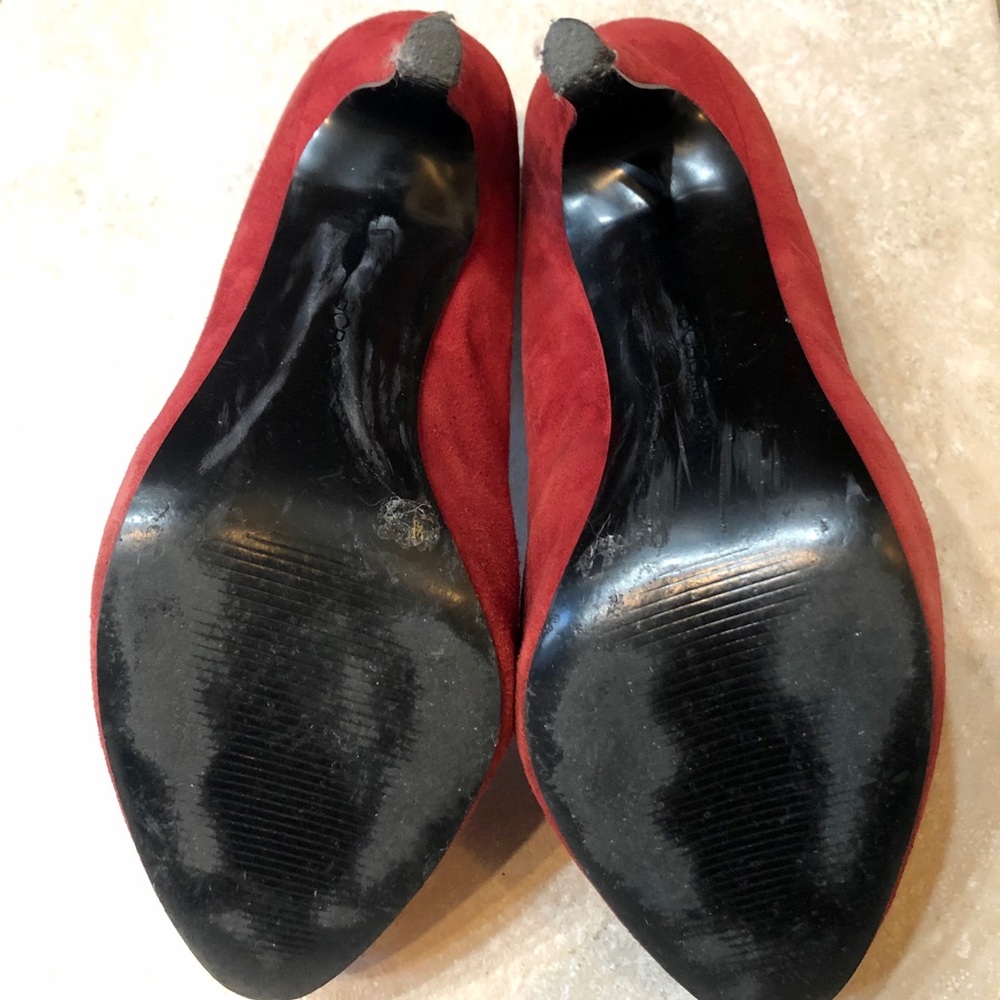 BCBGeneration Red platform pumps - Picture 8 of 8